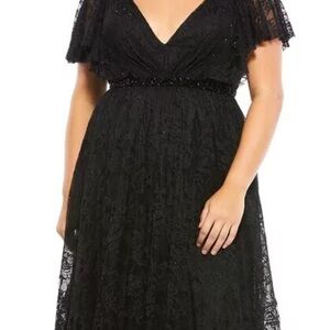 Macduggal black lace cocktail formal dress size 20w NWT